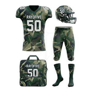 Ensemble de maillot et short de football américain respirant personnalisé de qualité supérieure pour les équipes, uniforme avec accessoires, 100% polyester - Product Image 1