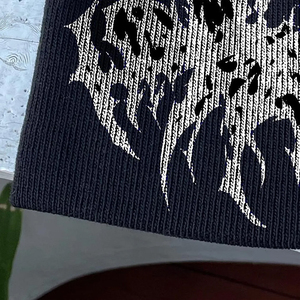 Bonnets d'hiver chauds et élégants, logo personnalisé, couleurs unies, impression par transfert par sublimation, tricotés en acrylique, respirants, imperméables, bonnets de style skull - Product Image 2