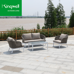 Ensemble <span class=keywords><strong>de</strong></span> <span class=keywords><strong>salon</strong></span> <span class=keywords><strong>de</strong></span> jardin 4 pièces en aluminium gris moderne résistant aux intempéries avec table en verre et tressage en corde pour <span class=keywords><strong>balcon</strong></span> et restaurant - Product Image 2