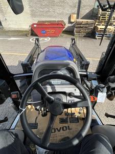 Chargeur frontal Lovol pour tracteurs, état neuf, excellent, capacité 5 à 6 tonnes, composant moteur inclus, disponible à la vente - Product Image 6