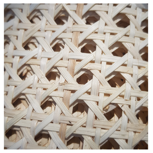 Feuille de canne en rotin fabriquée à la main du Vietnam, parfaite pour le rembourrage de meubles et les accents muraux décoratifs - Product Image 1