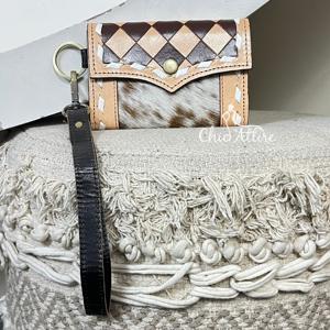 Nouveau Porte-monnaie en cuir de vachette fait main de style occidental personnalisé Motif à carreaux Mini portefeuille Porte-cartes de crédit pour femmes - Product Image 1