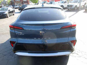 Construido para uso ligero, 2024, Sport Touring - Product Image 2