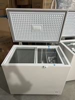 Congélateur coffre commercial 108L à double porte, alimenté par énergie solaire et batterie, pour usage domestique