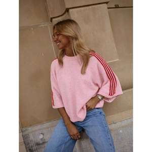 Pull en tricot court à col rond rayé pour femme - Respirant et chaud pour le printemps et l'automne - Product Image 6