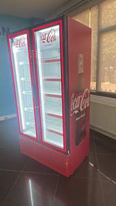 Réfrigérateur commercial vertical à porte en verre unique de 1000 L pour boissons à haute température et humidité - Product Image 4