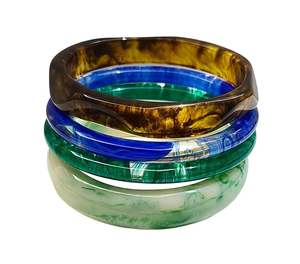 กำไลข้อมือเรซิ่นสีฟ้าเขียวไล่เฉดสีน้ำตาลลายซิกแซก งานฝีมือทำมือ สีสันสดใส สำหรับอินเดีย - Product Image 1