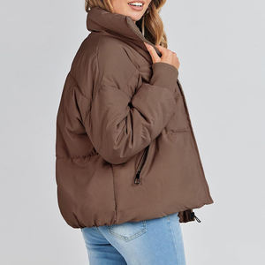 Veste bouffante respirante pour femmes veste courte hiver épaisse veste tendance avec logo personnalisé avec personnalisation complète - Product Image 3