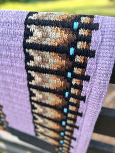 Couverture de selle en laine de conception néo-zélandaise faite à la main tapis de selle en laine pour Western Show Horse taille standard neuve et inutilisée - Product Image 6