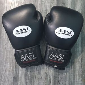 Guantes de Boxeo Deportivos AASI ENTERPRISES AE-786 de Cuero de Calidad con Correa Marrón y Negra para Uso en las Cuatro Estaciones, Detección de Agujas en la Muñeca - Product Image 5