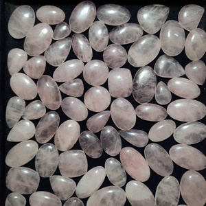Cabochon en quartz rose cristal naturel de qualité AAA pierre de guérison de haute qualité pour la fabrication de bijoux pierres précieuses en vrac - Product Image 1