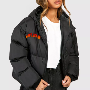 Veste matelassée en coton avec rivets et broderies pour femmes, manteau d'hiver imperméable de grande taille, au prix de gros, OEM - Product Image 4