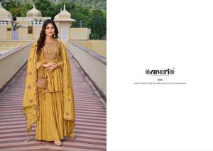 Nouveau festival porter de la soie lourde et du travail de broderie costume Sharara avec travail de broderie Dupatta - Product Image 5