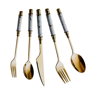 Couverts de restaurant design en or poli Ensemble de couverts réutilisables Couverts en acier inoxydable Ensemble de couverts de mariage - Product Image 1