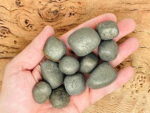 Piedra preciosa suelta PyriteTumbled natural personalizada con tamaño y forma al por mayor a granel - Product Image 5
