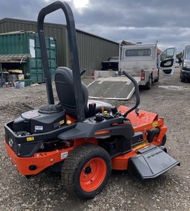 Cortadora de Césped Kubota de Giro Cero para un Corte Rápido y Preciso - Product Image 3