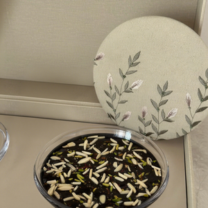 กล่องของขวัญงานฝีมือผ้าซาตินปักลายลูกปัด ผ้าฝ้ายปักเลื่อม พร้อมหน้าต่าง PET สำหรับใส่ขนม ช็อกโกแลต ลูกปัด ลูกอม ของขวัญวันเกิด ของขวัญรอมฎอน - Product Image 5