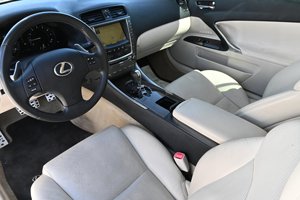 รถ Lexus IS 350C Luxury ปี 2010 มือสอง สภาพดี - Product Image 4