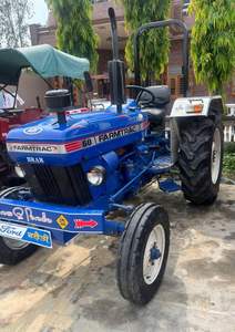 Tractor Farmtrac 60 de 2007 con Motor de 60 HP, Caja de Cambios de Engranajes, Equipo Agrícola Usado - Product Image 3