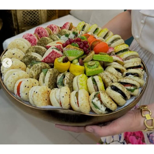 Bol de service en métal doré de la meilleure qualité Banquet de mariage moderne Serveur de bonbons au chocolat Meilleure vente à bon prix - Product Image 1