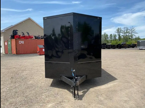 6x12 Remolque cerrado Rojo V-Nose Blackout Paquete 3.500lb Almacenamiento de ejes Precios muy buenos - Product Image 2