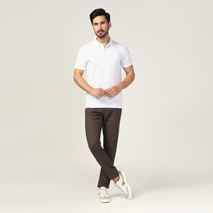 Nouveaux T-shirts pour hommes en tricot uni couleur personnalisée, anti-plis, à manches courtes, avec poche, 100 % coton, vente en gros - Product Image 4
