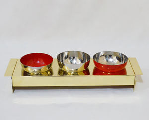 Plateau de service décoratif en émail avec bols Plateau de service de style nordique de qualité supérieure avec poignée et bol Bol de luxe moderne et design - Product Image 2