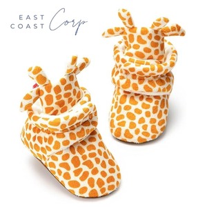 Botines de invierno de lana cálida para bebés recién nacidos, zapatillas de primeros pasos para niños y niñas, estilo occidental con cierre de altura de tobillo - Product Image 3