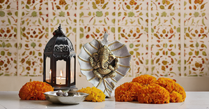 Modern <b>Leaf</b> <b>Wall</b> Hanging Ganesha Sculpture Hand-Crafted White-Golden Aluminium for Home & Office <b>Decor</b> - Product Image 6