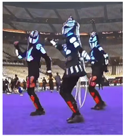 Costume de marcheur sur échasses à LED à commande sans fil, spectacle de robot LED personnalisé, vêtements de rave, costumes unisexes hip-hop pour hommes, DC 5V
