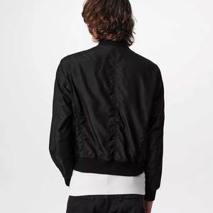 Chaqueta vaquera con diseño personalizado de fábrica OEM, chaqueta vaquera desgastada con desteñido al sol, ropa de calle, chaqueta vaquera con diamantes de imitación bordados Vintage para hombre - Product Image 5