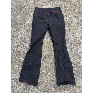 กางเกงคาร์โก้ทรงบาน สายรัดเอว ตัดเย็บด้วยด้ายสีดำและแดง สำหรับผู้หญิง สไตล์โกธิค พังก์ ขายดี - Product Image 2