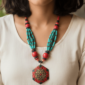 Collar de Moda con Mosaico de Esmeraldas y Esmaltes de Colores - Product Image 2