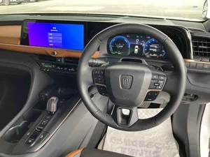 Toyota Crown 2023 USADO, Volante a la Izquierda/Derecha - Product Image 3