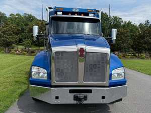 High Power Prime Mover Semi Truck Tractor Head 6x4 Sleeper Cab Diesel for Container <b>Transport</b> Fast Shipping - Product Image 4