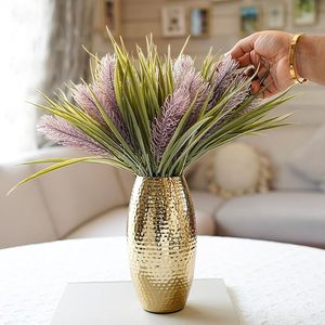 Florero decorativo Mesa Diseño único Florero de metal de color dorado para decoración del hogar - Product Image 6