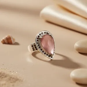 Bague cocktail pour femme en argent 925 avec pierre précieuse morganite taille poire, sertissage invisible, style vintage, forme goutte d'eau - Product Image 2