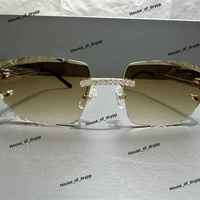 Lunettes de soleil élégantes en argent 925 avec monture en pierre scintillante, design moderne élégant, accessoire de mode parfait pour les fêtes unisexes