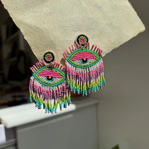 Fournisseur indien de boucles d'oreilles brodées de perles modernes, bijoux élégants pour femmes et filles, approvisionnement mondial disponible - Product Image 4