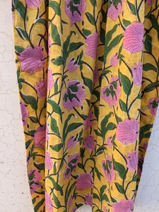 Vestido Maxi Estampado a Mano para Verano, Algodón Floral Hecho a Mano, Sostenible para Otoño - Product Image 2