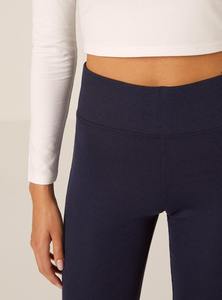 Pantalones de chándal acampanados elegantes para mujer, conjuntos ajustados que producen una comodidad fantástica con un diseño moderno - Product Image 3