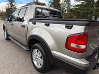 Vente en gros de voitures d'occasion pas chères - Ford Explorer Sport Trac 4x4 XLT 4 portes, cabine double, conduite à gauche, sièges en cuir, R20, automatique, 2008