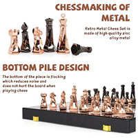 Jeu d'échecs moderne or rose et noir plateau brillant pliable avec stockage magnétique jeu cadeau élégant pour tous les âges par AYAANS