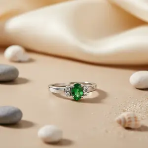 Anillo de Plata 925 con Esmeralda Estilo Romántico para Mujer, Chapado en Rodio, Patrón de Cruz, Joyería Fina con Piedra Preciosa, Zirconia Principal para Bodas - Product Image 3