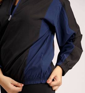 Unisex logotipo personalizado impreso a prueba de viento impermeable transpirable suave Shell ropa deportiva al aire libre ODM/OEM chaqueta cortavientos con cremallera - Product Image 3