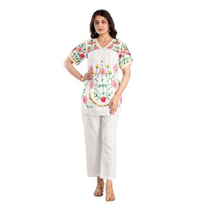 Conjunto de Dos Piezas de Blazer y Pantalones Cortos Formales para Mujer, Estilo Bohemio de Algodón con Bordado Floral, para Atuendos de Verano e Invierno - Product Image 2