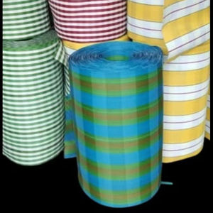 ผ้าถักทอโพลีโพรพิลีนรีไซเคิลแบบกำหนดเอง เป็นมิตรกับสิ่งแวดล้อม น้ำหนัก 180 กรัม/ตร.ม. ลายทาง ทนทานต่อการซีดจางระดับ 6-7 ผลิตตามสั่ง - Product Image 1