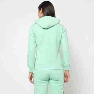 Conjunto de dos piezas de chándal de mujer hecho a medida con Sudadera con capucha y pantalones de Jogger Ropa deportiva de invierno de alta calidad - Product Image 3