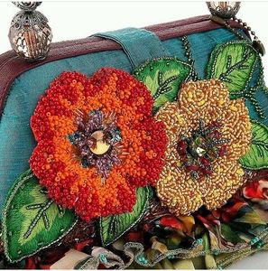 กระเป๋าคลัทช์มือไข่มุกปักลายสไตล์โบฮีเมียนดีไซน์แฟนซีซับในงานแต่งงานขายส่ง - Product Image 5