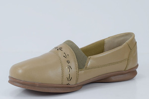 Women's Top Trending Anti-Slip Moccasins High Quality Summer Boat Shoes Soft Synthetic Leather Loafers Comfortable Breathable - Product Image 2